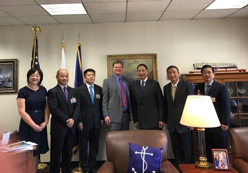 Daniel Maffei (fourth from left) meets with COSCO Shipping delegation led by ZHANG Guofa (third from right) 