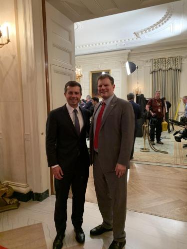 FMC Chairman Dan Maffei (right) and Secretary of Transportation Pete Buttigieg (left) at the White House.